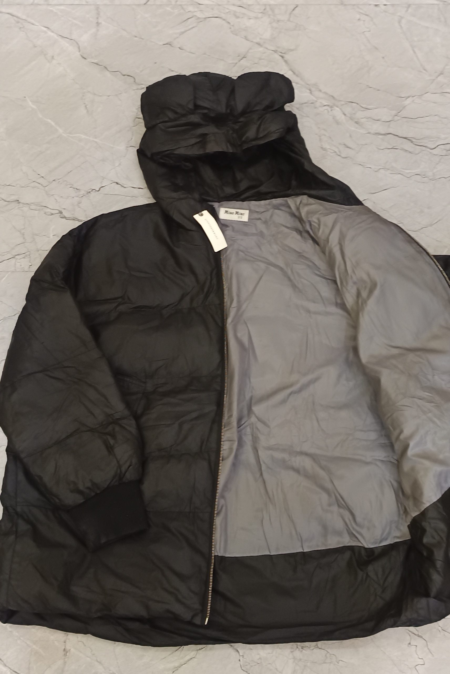 Black Hooded Puffer Jacket – Warm & Stylish Winter Wear - Image 2